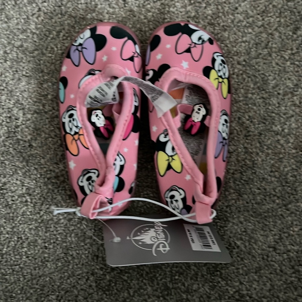 Disney water shoes Minnie Mouse print